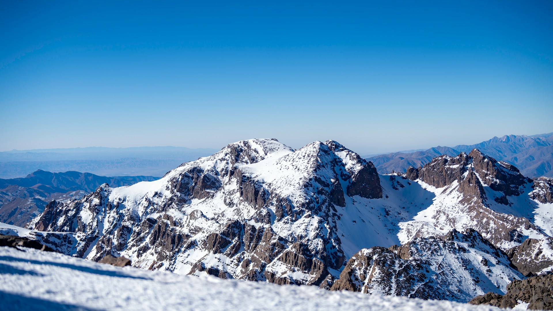 Depuis Marrakech : Trek de 2 jours au Mont Toubkal – Nuit en refuge & pension complète - Image 3